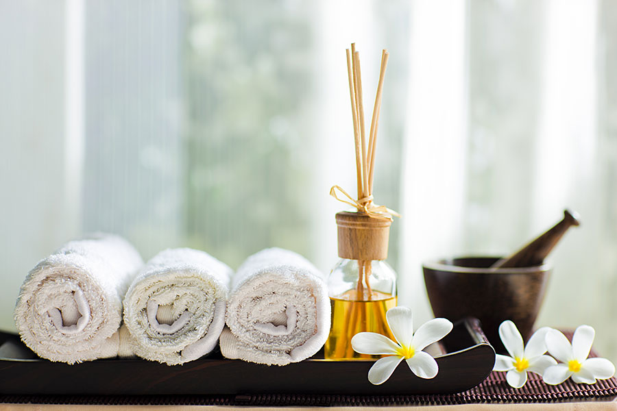 F10 massage centre - Glow and Grace